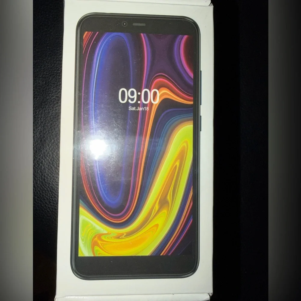 Fossil Black Smartphone with Vivid Display